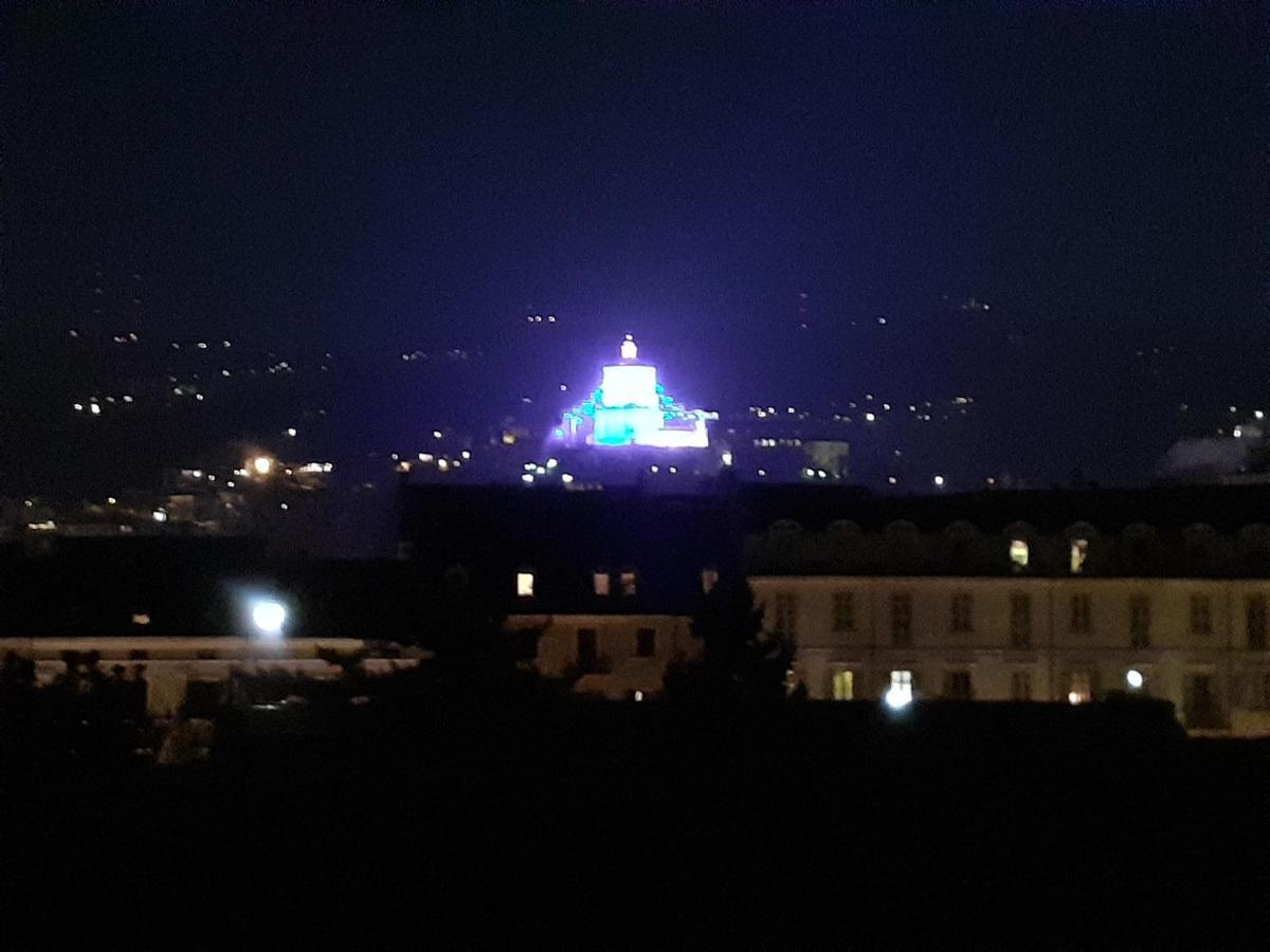 Alloggio Torino Inquadro Екстер'єр фото